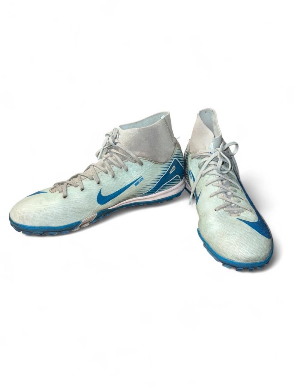 Nike Mercurial Superfly 10 Academy
Turf High-Top Football Shoes